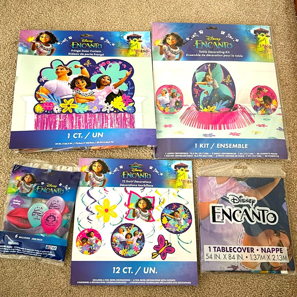 🦋 Encanto Party Supplies Large Decorating Pack! NWT! Disney Encanto Decorations!